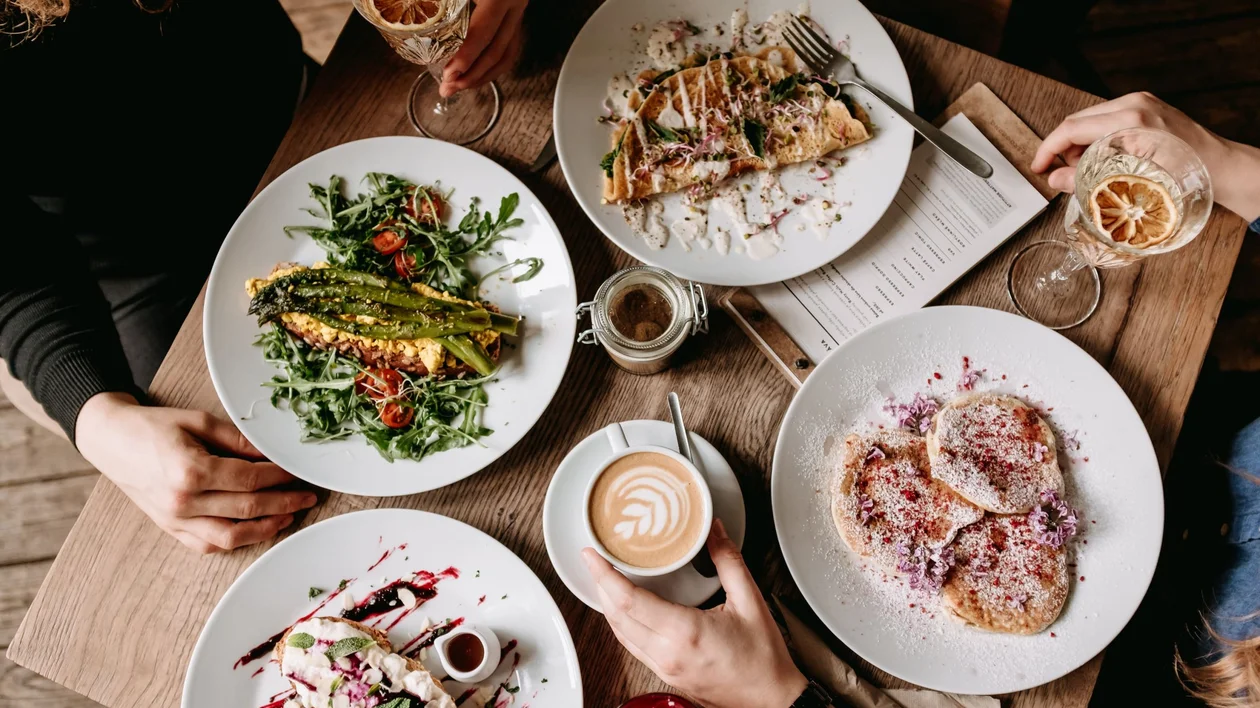 SKØG Urban Hub Brno - A place for exploration - Skog Café Brno © Marie Veselá