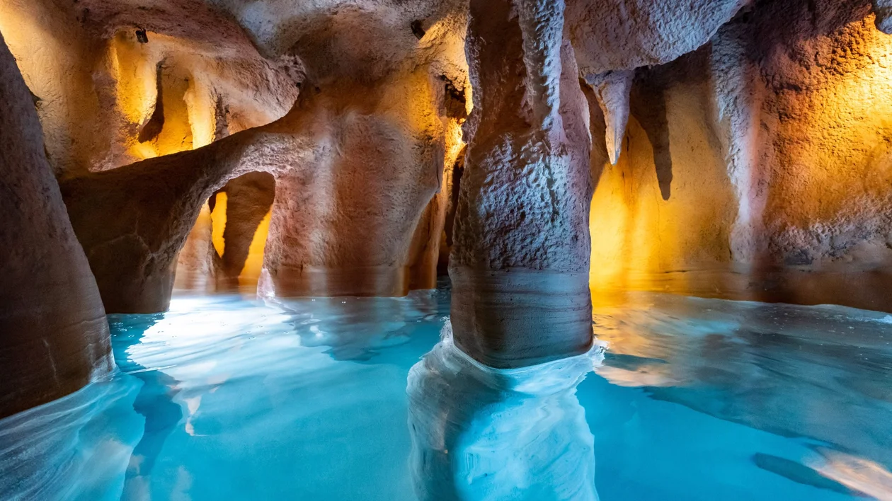 Nuxe Spa thematic pool © Château d'Urspelt