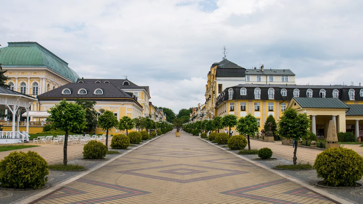 shutterstock_1832655100