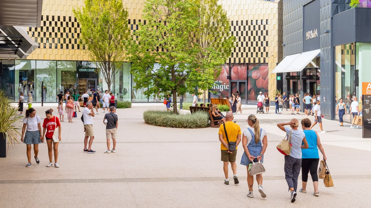 Shopping at San Marino Outlet.