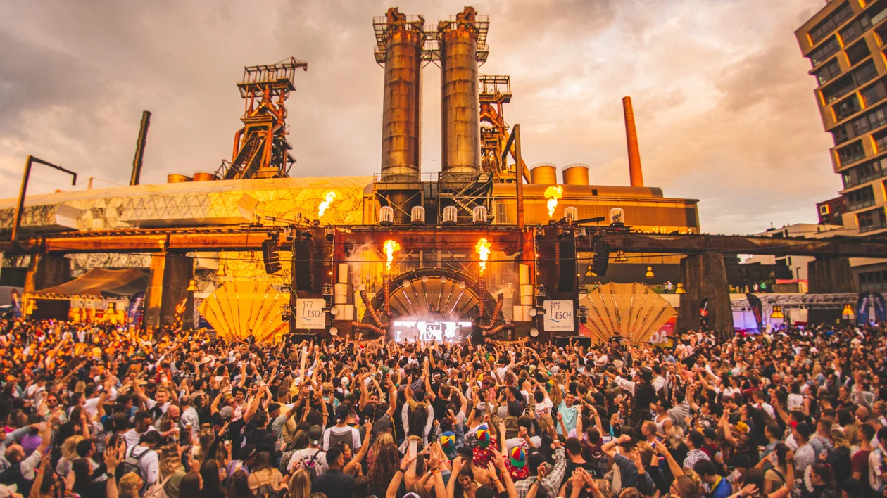 One day festival in Luxemburg city with many enthusiastic people