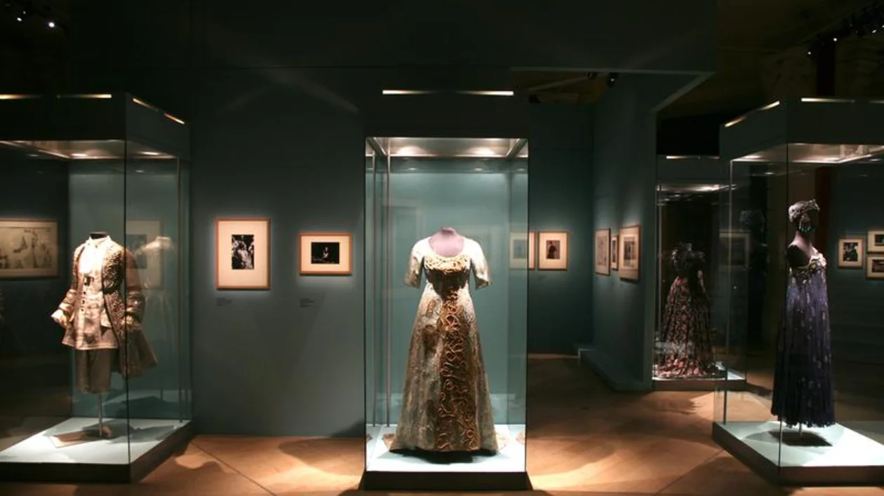 Discover the history of European opera at the Opera Library-Museum in Paris.