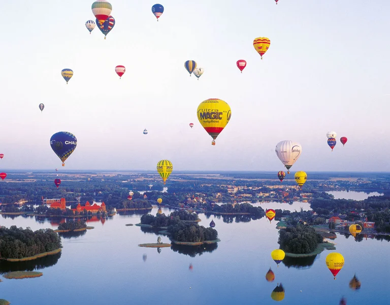 Hot air balloon, Trakai
