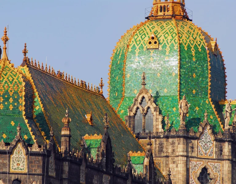 Applied arts museum in Budapest