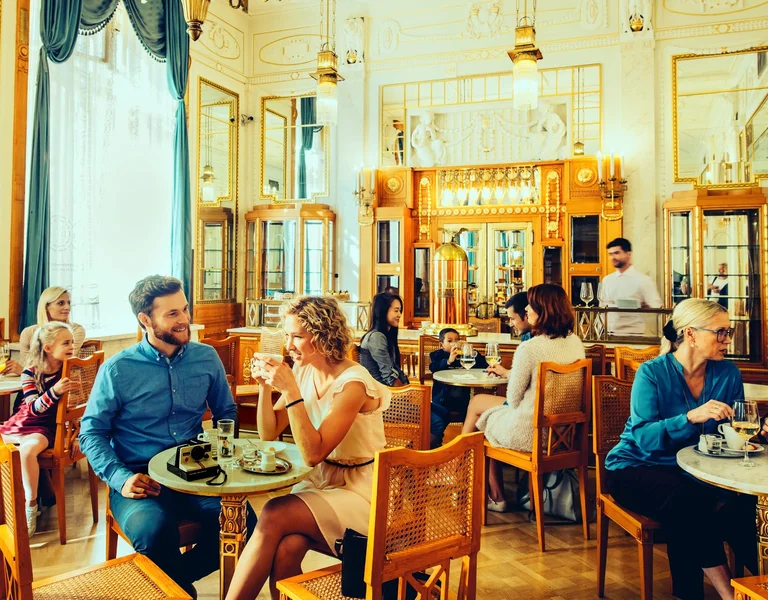 Café Prague © CzechTourism, Havas