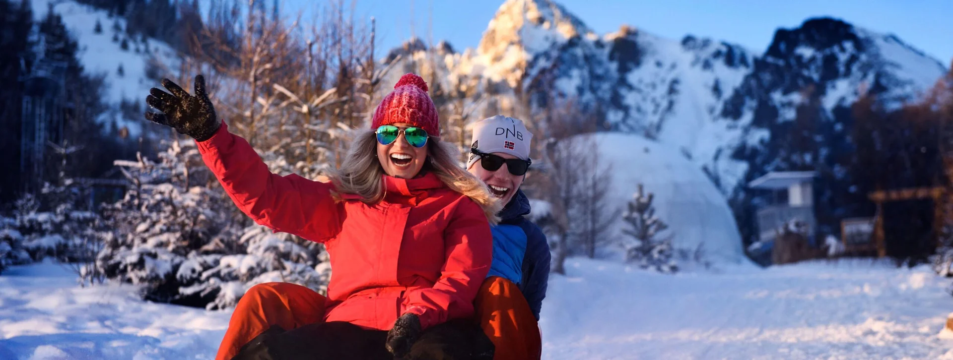 Ready to make memories that last a lifetime? Jump on a sledge and enjoy an evening full of fun and adventure on the longest illuminated track leading from Hrebienok down to Starý Smokovec. ©Marek Hajkovský.