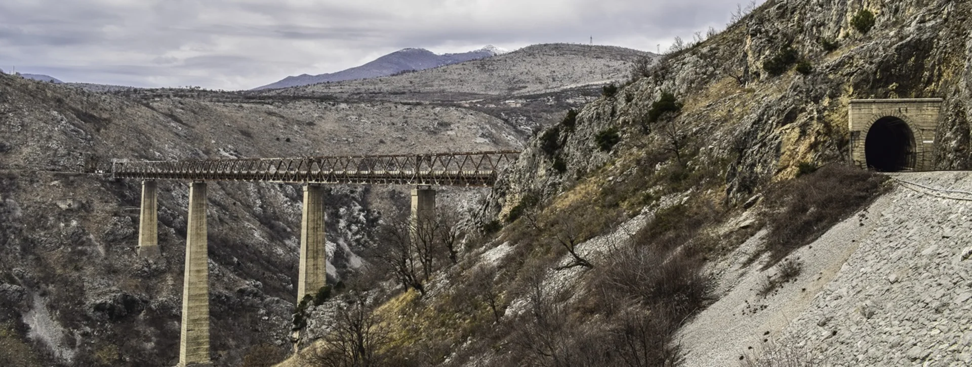 Crossing the highest railway bridge is an adventure itself!
