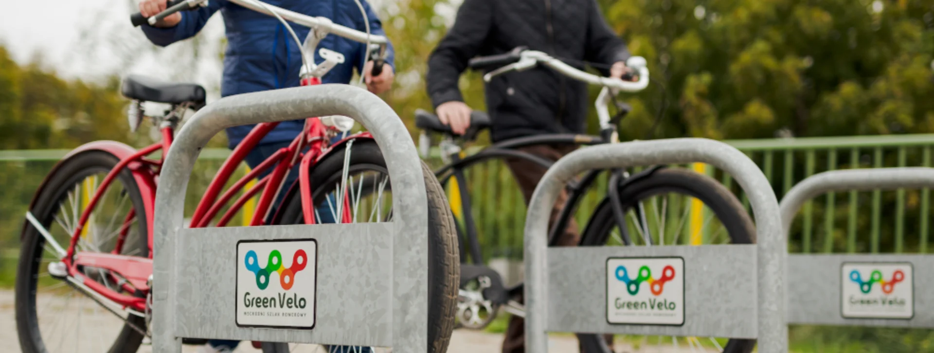 Keep a lookout for the logo of the Green Velo route.