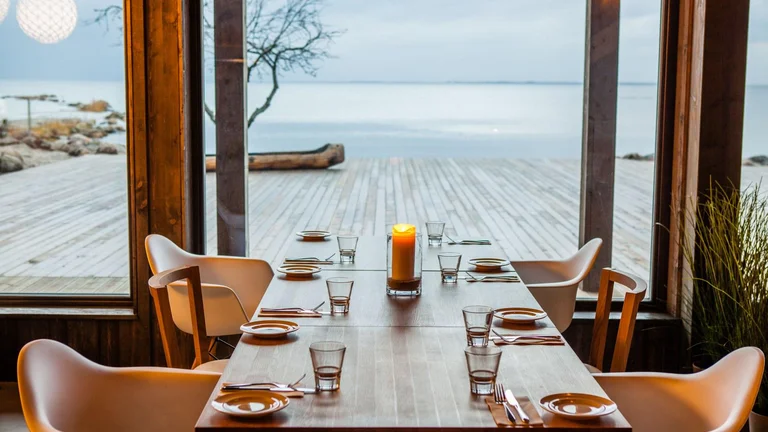 Ruhe Restaurant, Estonia