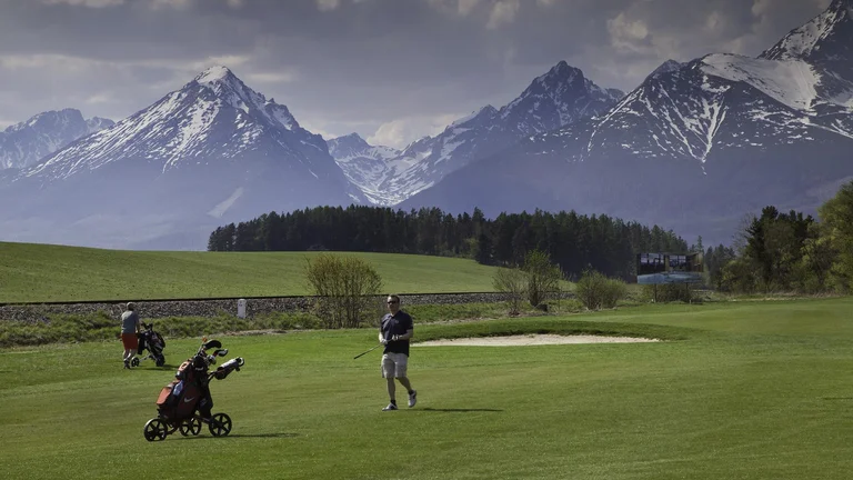 11 courses to choose from in Slovakia