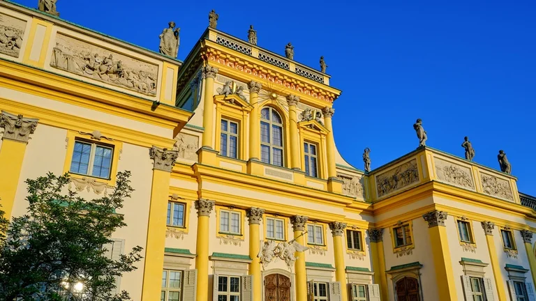 fot.6. warszawa_wilanow_palac_1000x525