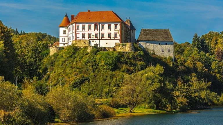 Explore Ozalj castle, Slava Raskaj's birthplace