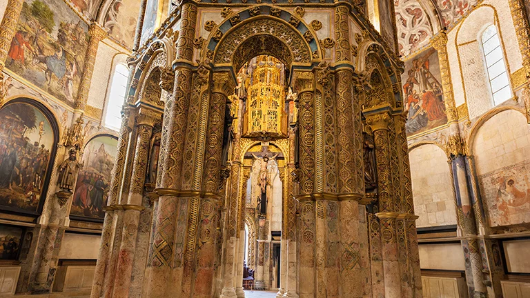 Charola, Convento de Cristo, Tomar, Portugal
