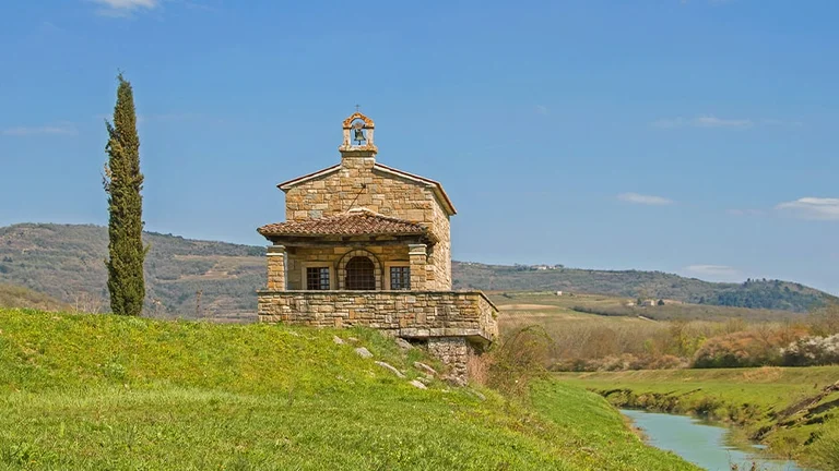 Visit the Mirna valley