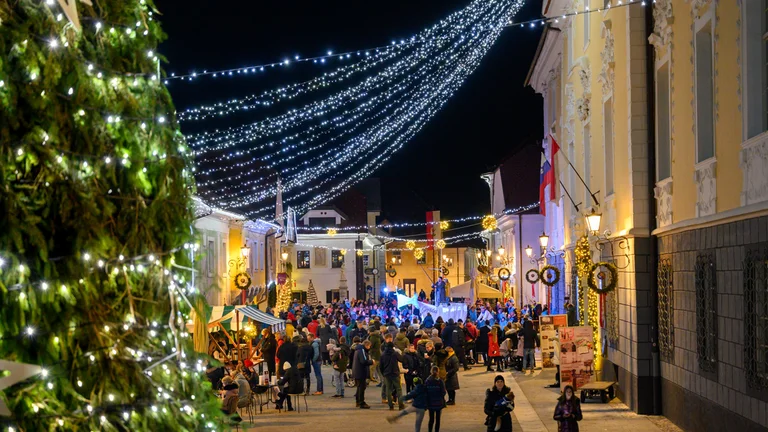 Relish radiant Radovljica at Christmas