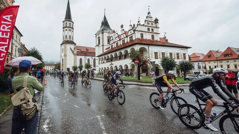 Mid-September in Slovakia presents an ideal opportunity to rub shoulders with your favorite cycling idols. The "Okolo Slovenska" road stage race attracts European champions and top teams every year.