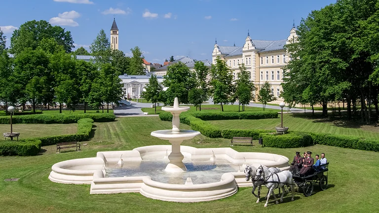 Feel your tension evaporate at Toplice Lipik .