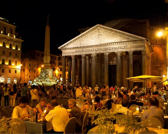 Pantheon Rome at night