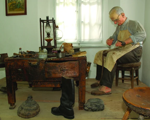 A master works his traditional craft