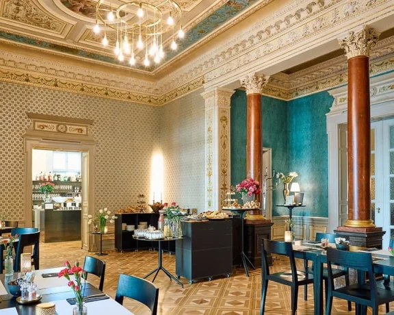 Museums Café Chur is an elegant setting for your coffee