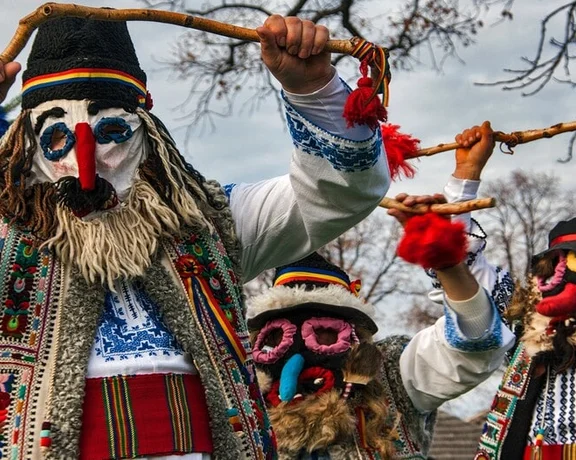 Romanian Winter traditions