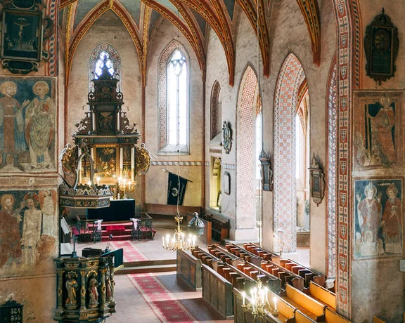 Interested in a unique blend of art and history? Follow the Gothic Route and discover 12 medieval churches that have been awarded the prestigious European Heritage Label. Their frescoes will leave you speechless