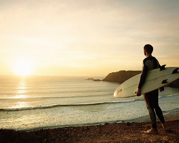 How would you like to surf at the beach Arrifana in Aljezur, Algarve?