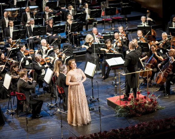 Hear astounding voices such as Katerina Knezikova's at the Prague National Theatre.