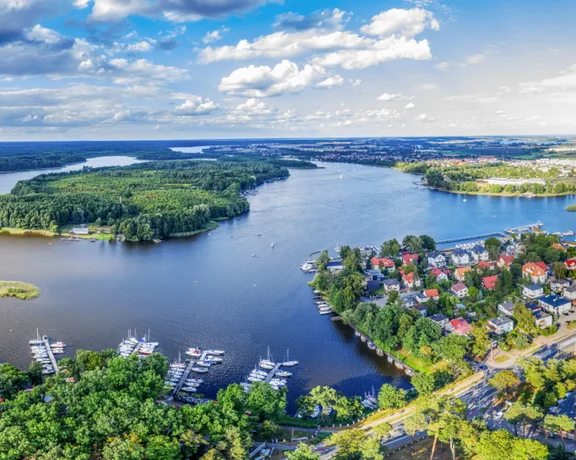 Bewitching scenery will delight you at Lake Jeziorak.