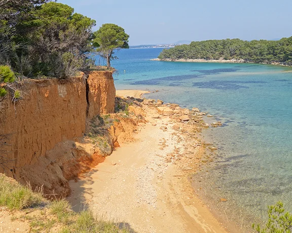 Can you already feel the sand between your toes as you walk the beaches on Vrgada?