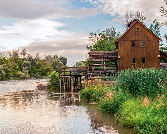 Meander along the Little Danube and see the Elka water mill, a technical monument with a special character.