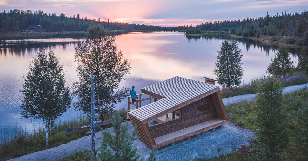 Discover design architecture in the forest with some of Finland’s unique shelters and huts scattered across different national parks. © Kea Creutz & Visit Salla