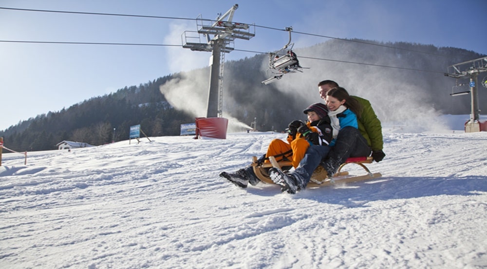 Your family will love tobogganing at Erlebnisberg. 