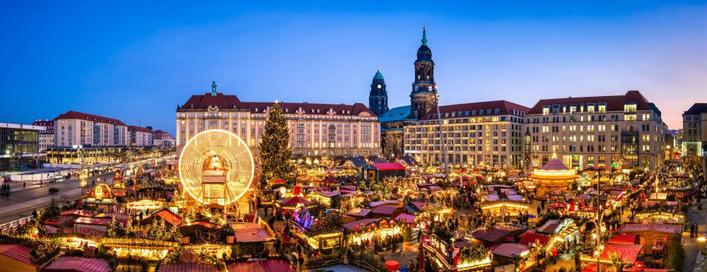 Vista aérea do mercado de Natal em Dresden.