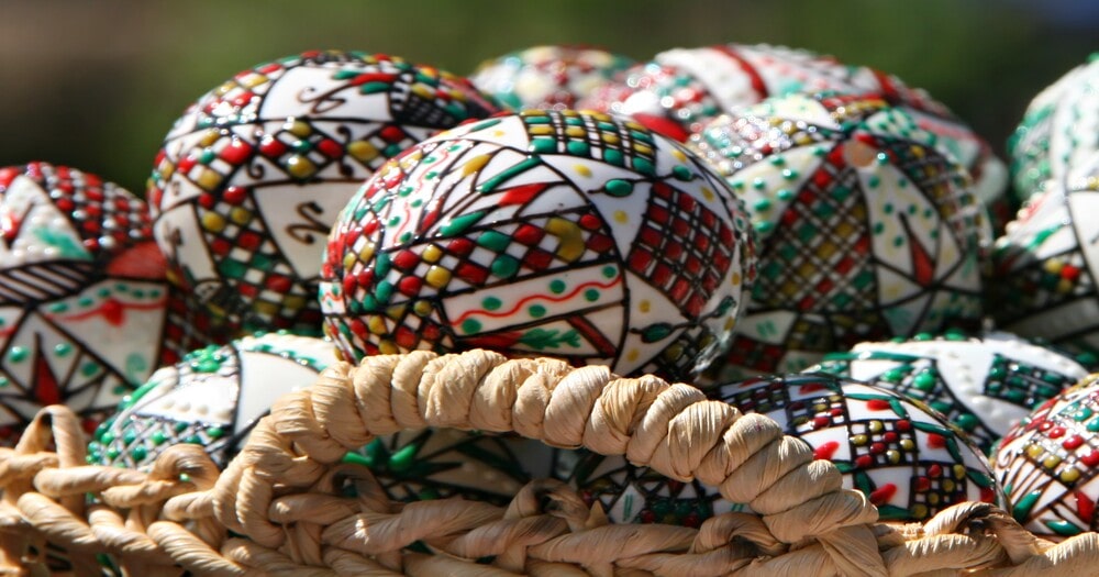 Amazing painted eggs from Bucovina; can you imagine decorating them yourself? 