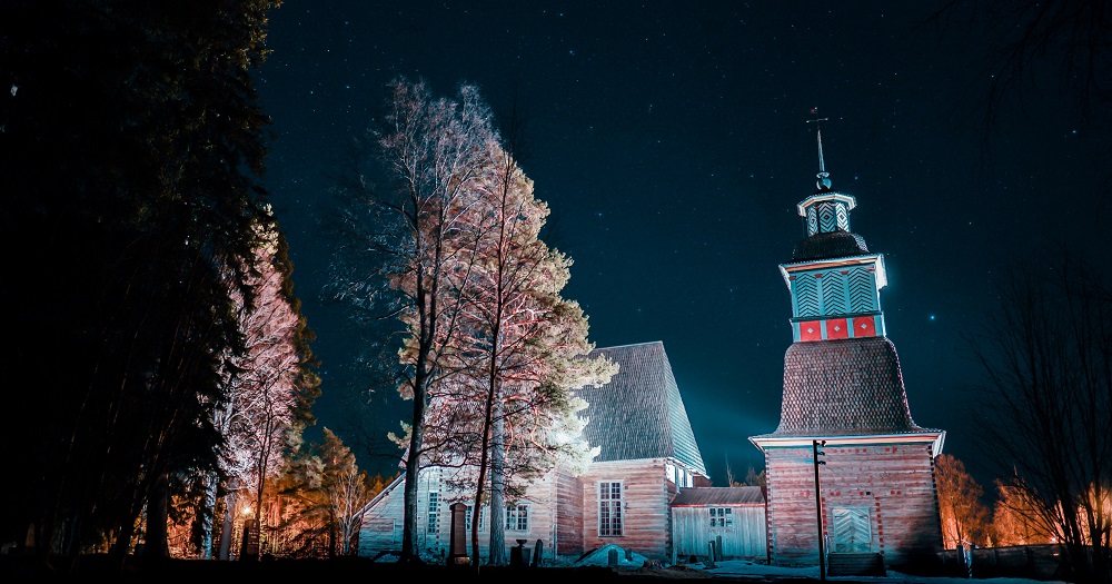 Take a look at Petäjävesi Church to see a prime example of Northern European log architecture